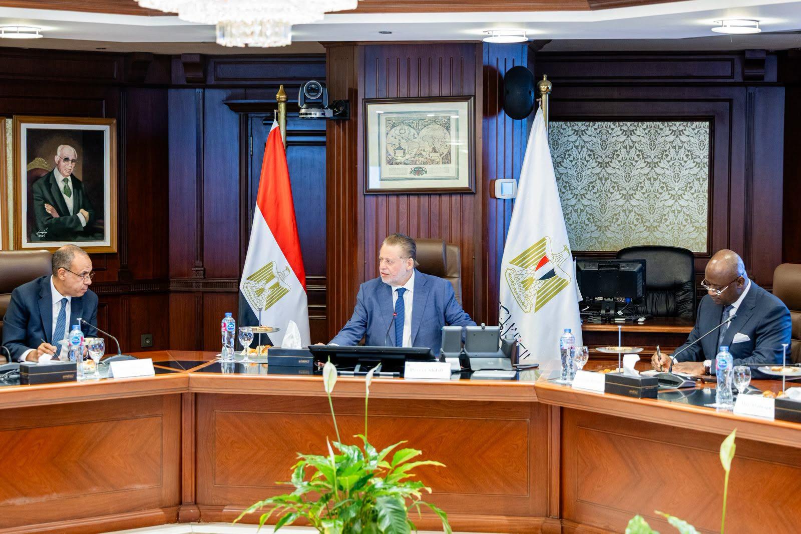 محافظ المركزي