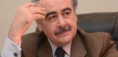 الدكتور علاء عبد الهادى