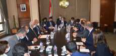 حمدى لوزا يستقبل مبعوثا بريطانيا للسودان وجنوب السودان والقرن الأفريقى