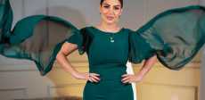 سارة نخلة