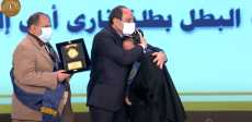 مشاهد مؤثرة للرئيس السيسى