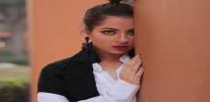 منى فاروق