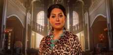 الفنانة وفاء عامر