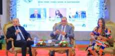 أشرف العربى رئيس معهد التخطيط القومى