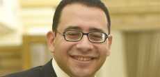 عمرو حسن