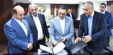 الخطيب خلال الزيارة