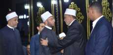 وزير الأوقاف يقدم واجب العزاء في والدة الدكتور جابر طايع