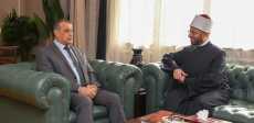 وزيرا الإنتاج الحربي والأوقاف