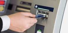 رسوم السحب من ماكينات ATM ومواعيد عمل البنوك في رمضان