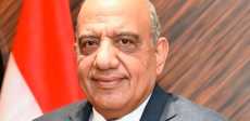 الدكتور محمود عصمت وزير الكهرباء