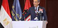 عمرو طلعت وزير الاتصالات