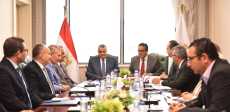 وزيرا الصحة والإنتاج الحربي