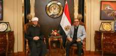 وزيرا قطاع الأعمال والأوقاف