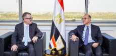 وزيرا التخطيط والاستثمار
