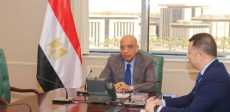 اجتماع وزير الكهرباء