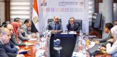 وزيرا التخطيط والعمل