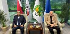 هاني أبو ريدة ووزير الشباب والرياضة الجزائري