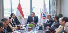 اجتماع وزير الصحة