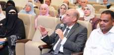 لقاءات وزير العمل