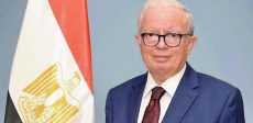 الدكتور حسين عيسى