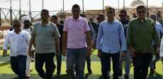 وزير الشباب والرياضة ومحافظ البحر الأحمر يتفقدان مركز حلايب للتنمية