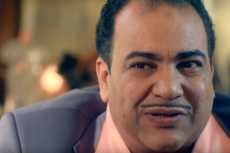 شاهد| بيومى فؤاد فى شارع المعز بسبب «تراب الماس»