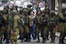 مركز حقوقى فلسطينى يكشف حجم الانتهاكات الإسرائيلية