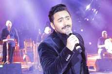 شاهد| تامر حسنى «ضابط» فى «البدلة»