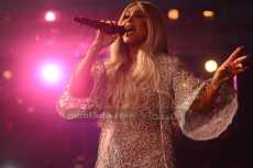 فيديو| مايا دياب ترقص مع أحد معجبيها وتغنى «العب يلا»