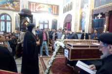 الأنبا ثيئودسيوس يرأس صلاة الجناز على شهيدى العمرانية