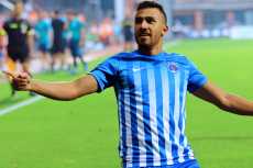 تريزيجيه يستعد لعودة الدورى التركى