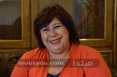 اليوم.. إيناس عبدالدايم تكرم النمنم فى وزارة الثقافة