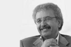 الكتاب الفلسطينيون يسيطرون على القائمة الطويلة للبوكر