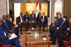 صور| السيسى يلتقى رئيس أنجولا على هامش القمة الإفريقية