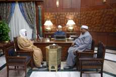 الإمام الأكبر يستقبل مؤسس «السلام عليك أيها النبى»