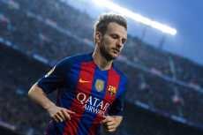 راكيتيتش يطالب جماهير برشلونة بالاحتشاد أمام تشيلسى