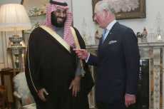 الأمير تشارلز يقيم مأدبة عشاء لولى العهد السعودى