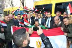 سفير مصر لدى النمسا يدلى بصوته فى أول أيام الاقتراع بالخارج