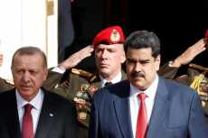 «أطنان الذهب».. سر دعم أردوغان للرئيس الفنزويلى انقلاب أم مساومة؟