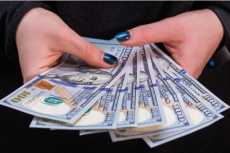 سعر الدولار اليوم الأحد فى البنوك المصرية