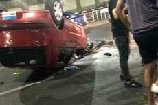 فيديو .. إصابة 5 أشخاص بعد انقلاب ملاكى على طريق صلاح سالم