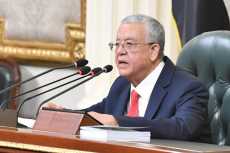 حنفى جبالى لـ النواب: نطبق العدالة المطلقة فى منح الكلمات للأعضاء