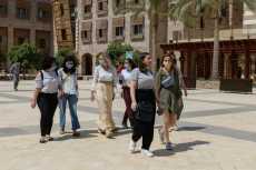 الإعلان عن منح فى ماجستير إدارة الأعمال بالجامعة الأمريكية