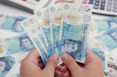سعر الجنيه الإسترليني اليوم في البنوك.. تحرك محدود