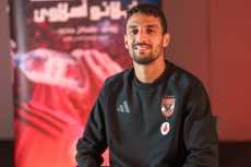 طاهر محمد طاهر يزيد من حيرة عموتة قبل القمة