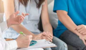 الصحة تدعو المقبلين على الزواج لإجراء الفحوصات الطبية قبل بدء حياتهم الجديدة