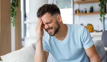 هيئة الدواء المصرية تحذر من الإفراط في تناول المسكنات لعلاج الصداع
