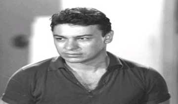 14 عاما على رحيل أحمد رمزي.. رحلة «الولد الشقي» من الطب إلى السينما