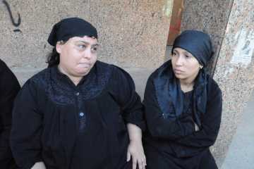 اهالى قتلى كنيسة العذراء بالوراق امام مشرحة زينهم