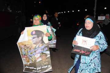 وقفة حركة من اجل مصر امام ماسبيرو لتأييد خارطة الطريق والفريق السيسى